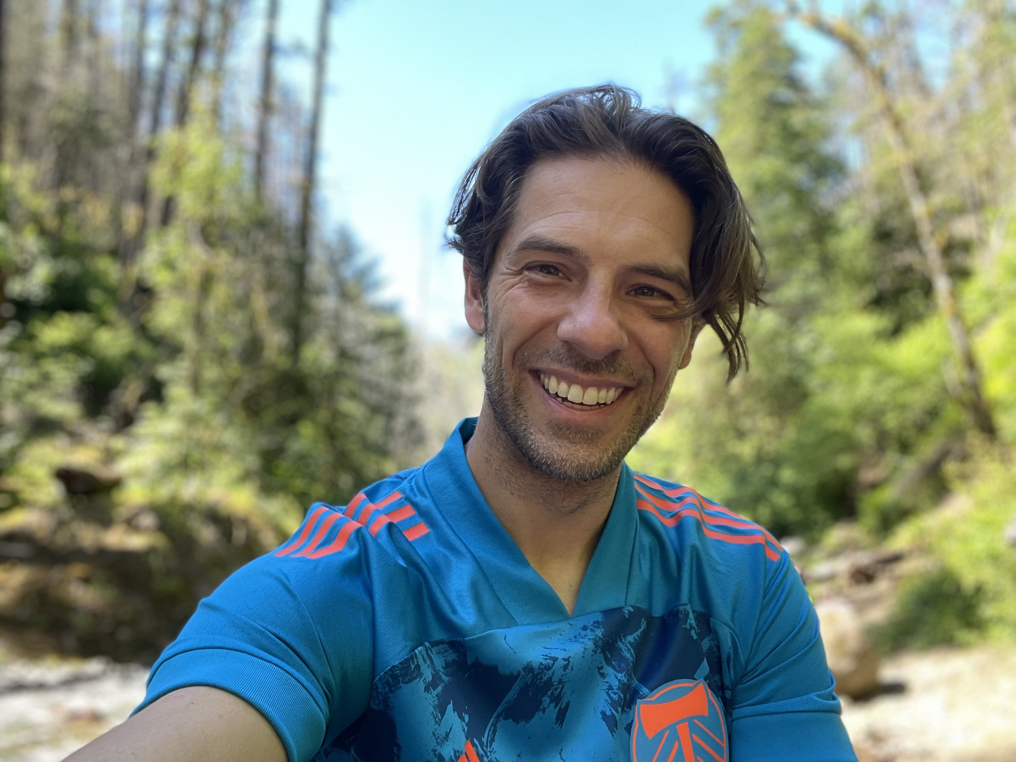 headshot 2 300x225 1